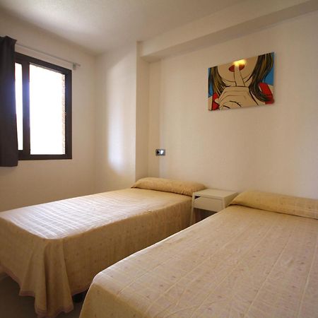 Apartamentos Maysan Бенидорм Номер фото